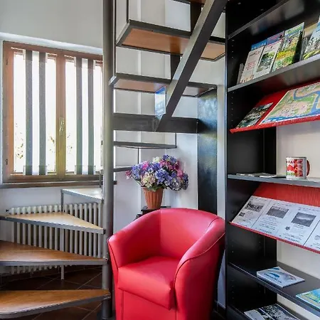 Mammamia Apt. #3